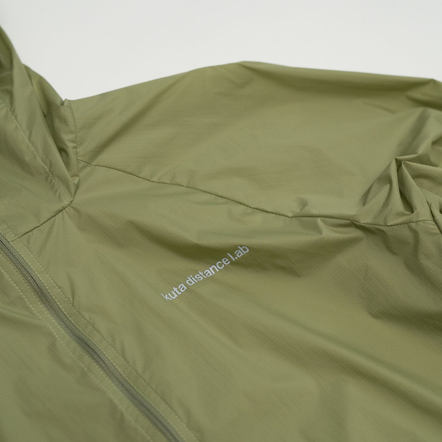 windbreaker 002.