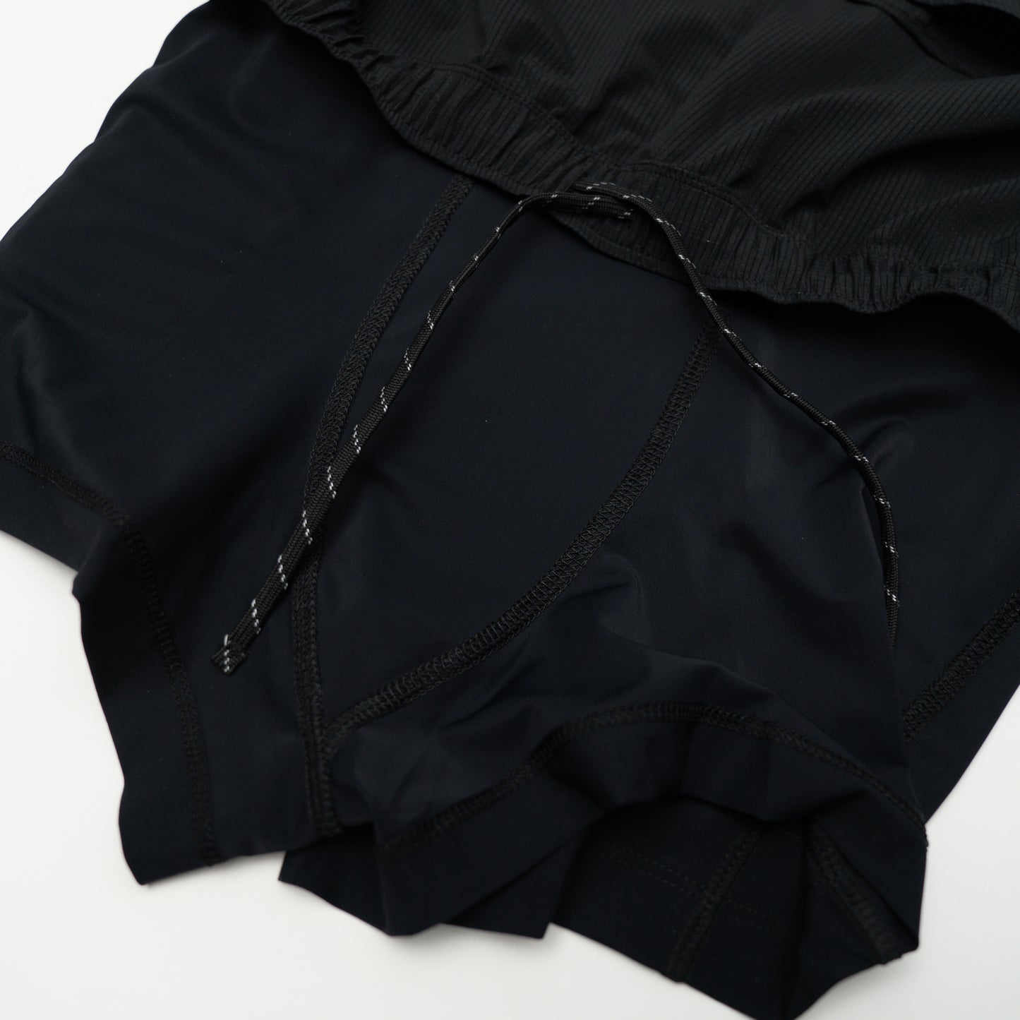 distance trail shorts 003.
