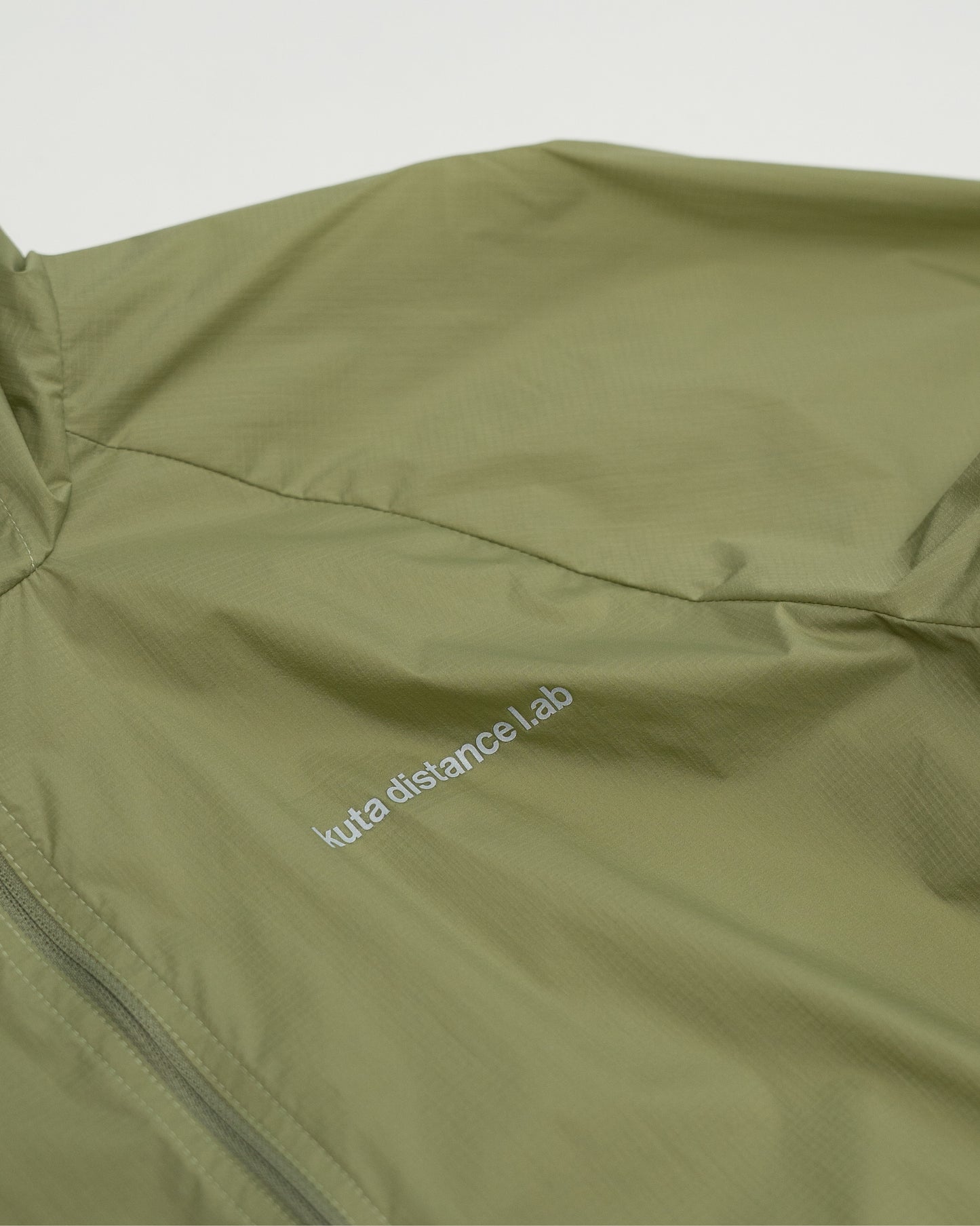 windbreaker 003